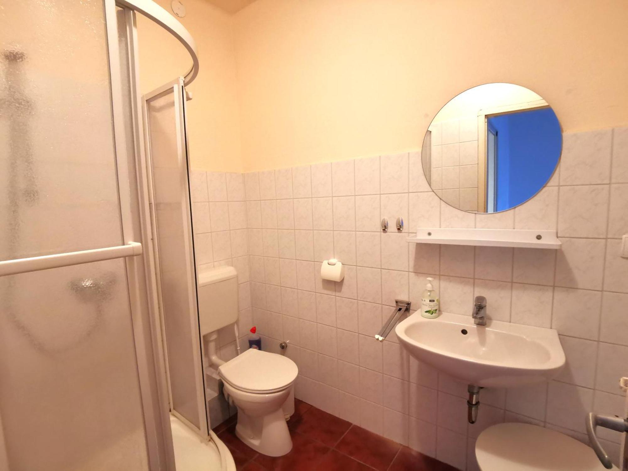 Appartamento Grosses Ferienhaus Plattensee Balaton - Nyaralo Haz 6 Szobaval, 5 Fuerdoszobaval, 3000 Nm Szolad Esterno foto