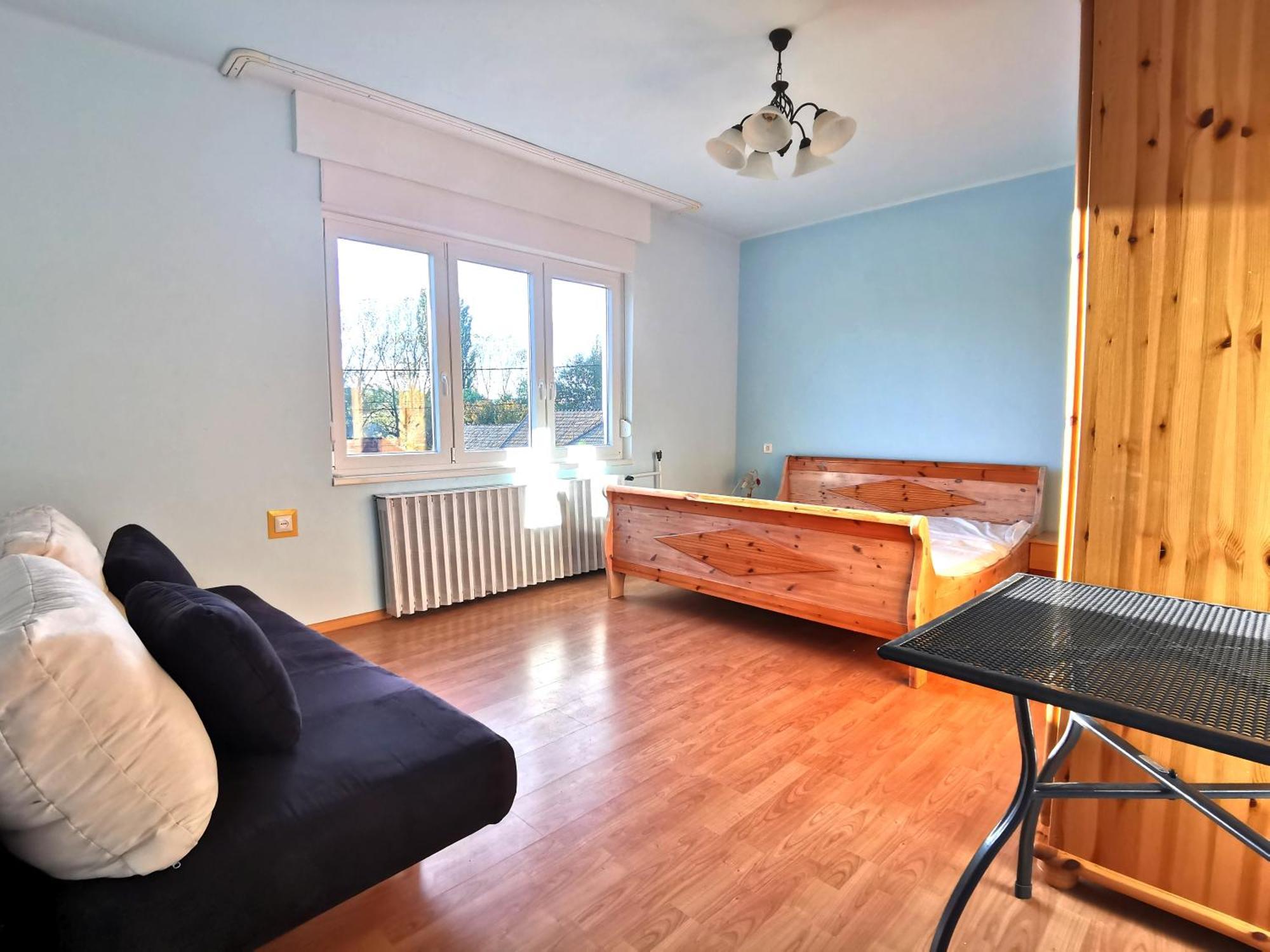 Appartamento Grosses Ferienhaus Plattensee Balaton - Nyaralo Haz 6 Szobaval, 5 Fuerdoszobaval, 3000 Nm Szolad Esterno foto